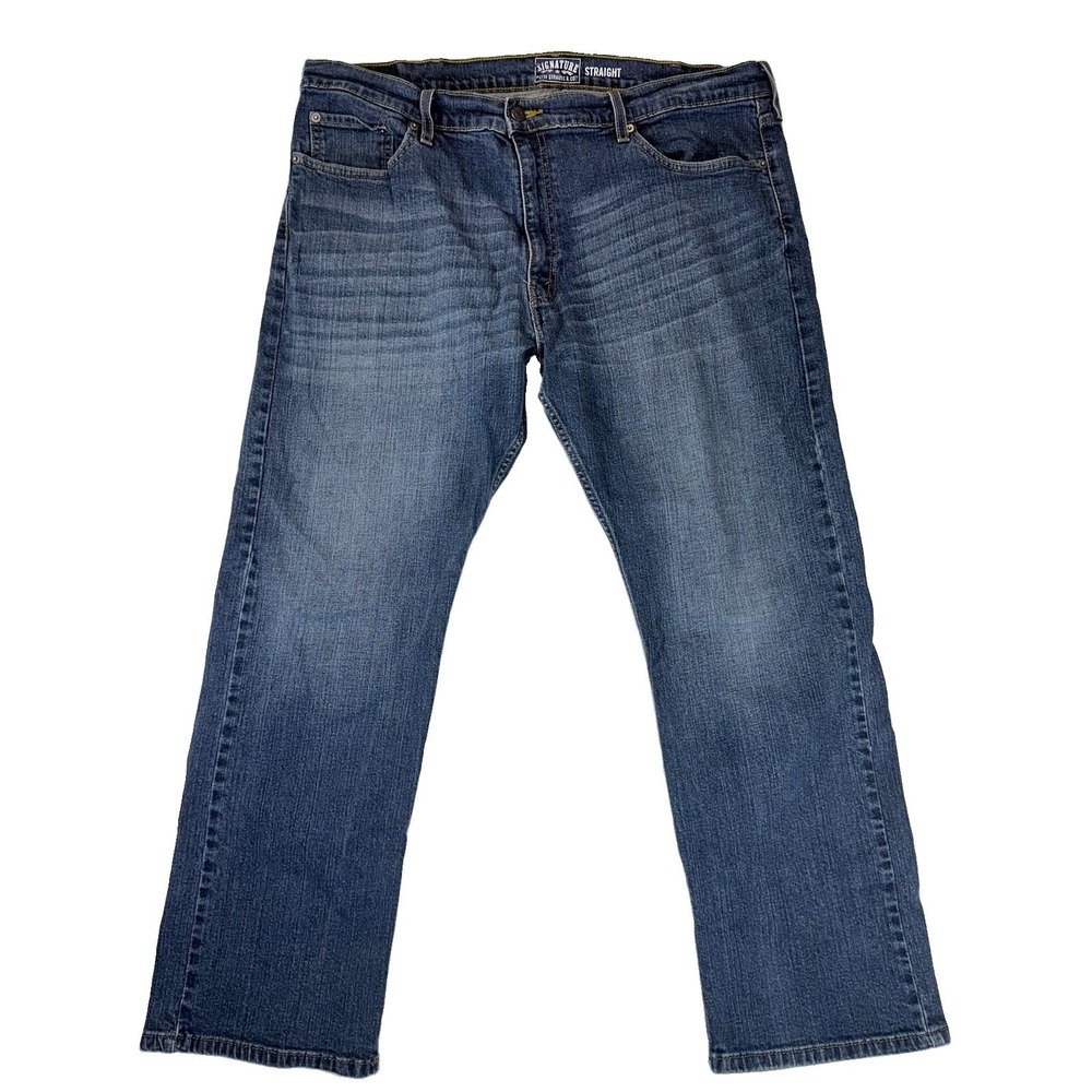 Levi's Signature Jeans Men's size 40x30 Straight Leg Stretch Denim Medium Wash